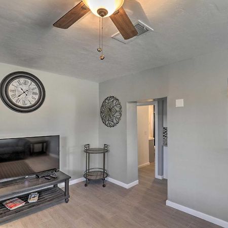 Bright Tucson Home With Patio - 2 Mi To U Of A! Exterior photo